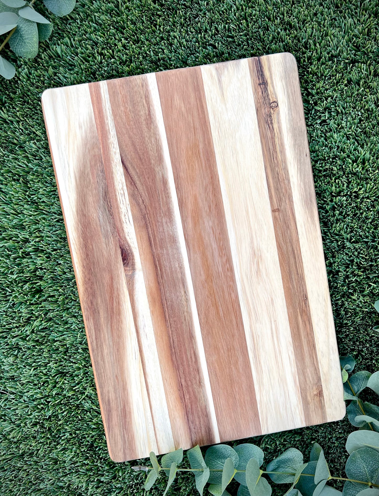 Acacia Rectangular Cutting Board